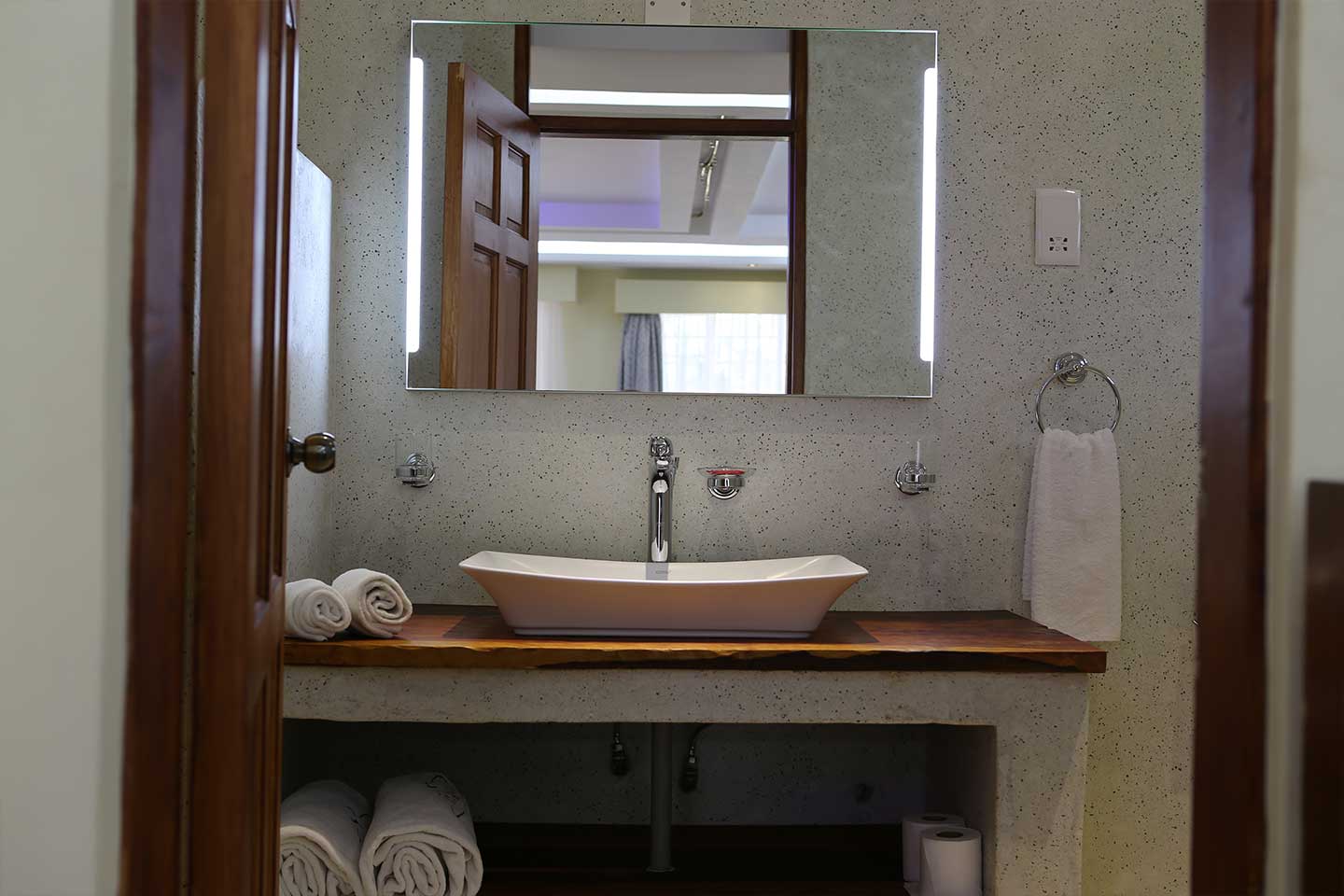 superior deluxe room