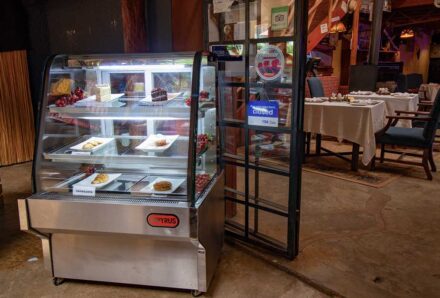 eat and drink kongoni